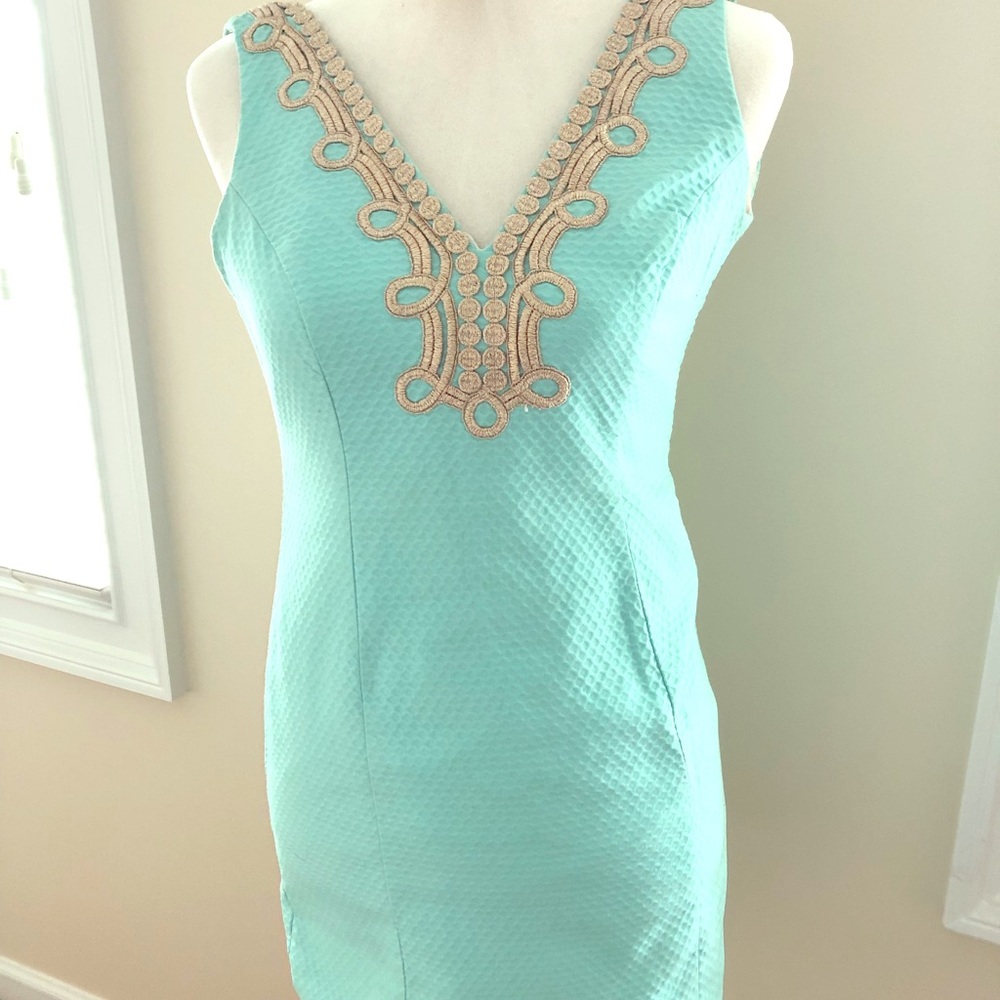 Lilly Pulitzer v neck dress